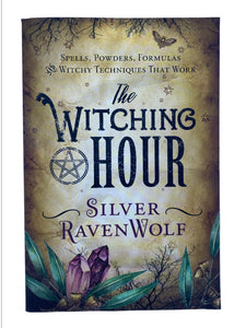 Books | The Witching Hour: Spells, Powders, Formulas, and Witchy Techniques that Work